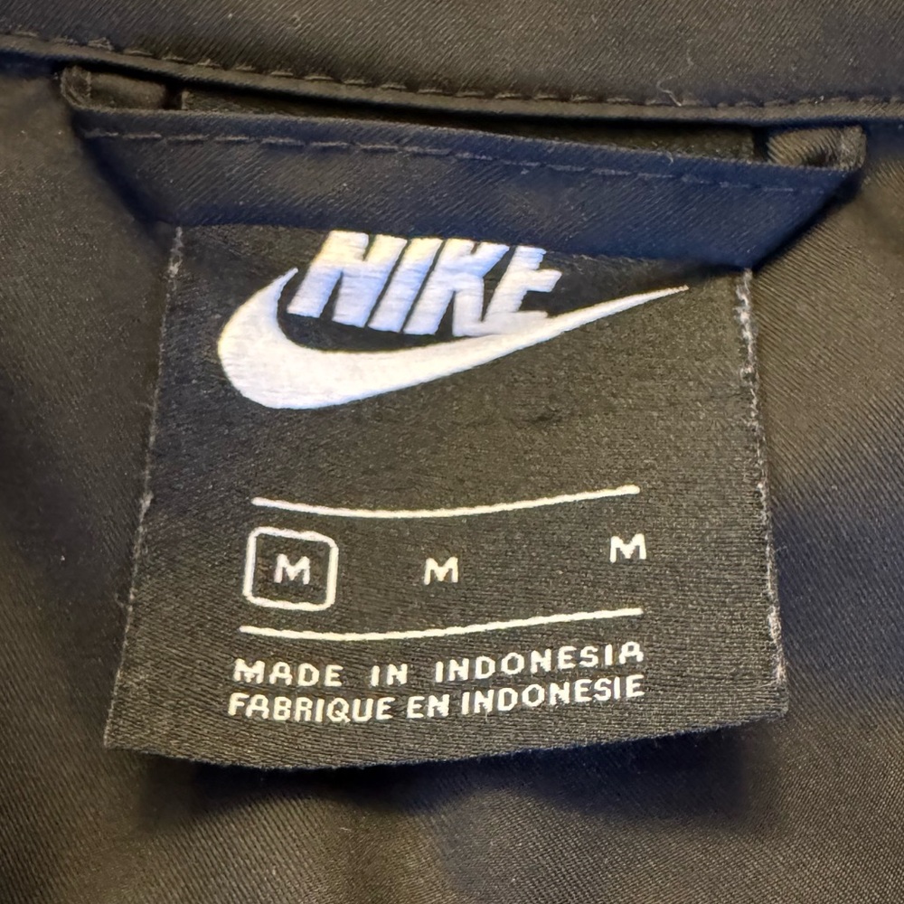 Nike Trench - Picture 3 of 7